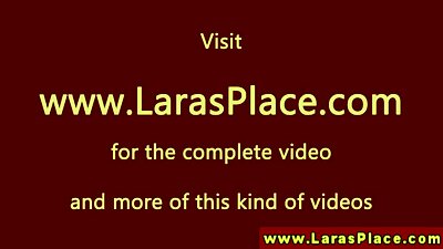 POV-nupu kallutaja Anya Olsen istub sellel ja sõidab