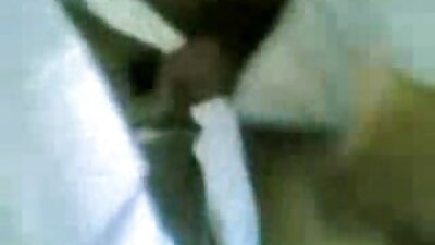 Lesbid, kes armastavad ka kukke, peavad meestega orgiat