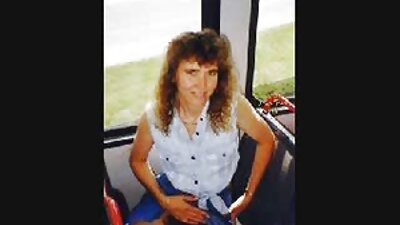 Must tibu on oma valge armukese all ja võtab vastu kõva riista