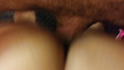 Pornostaar saab oma kiisu sisse tõeliselt suure musta riista